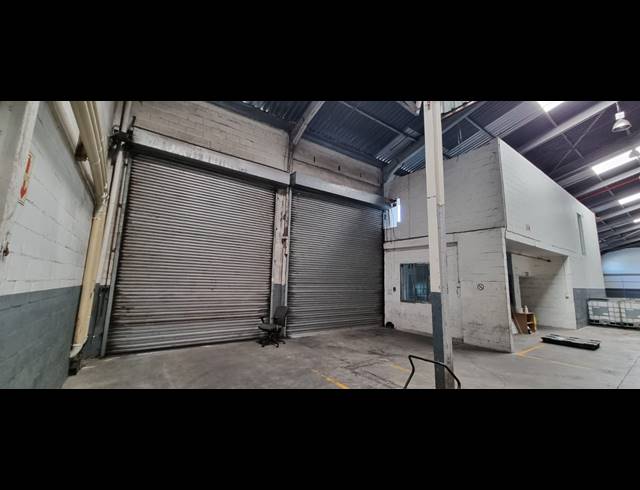 2,549M² WAREHOUSE TO LET IN AIRPORT INDUSTRIA